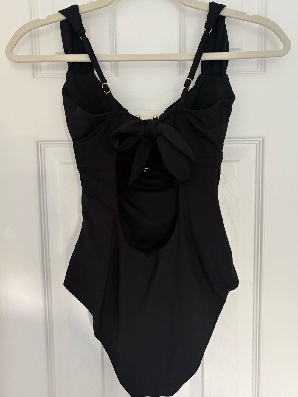 BECCA Color Code V-Wire One-Piece Swimsuit | Small - Picture 5 of 8